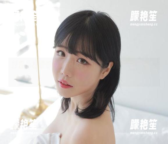 轻轻松松漂浮：Addielyn(에디린)的泳池作品分享