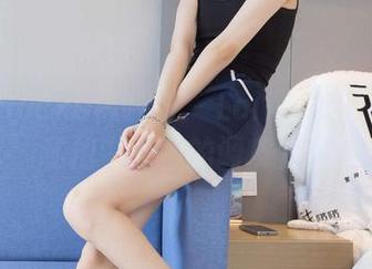 BoBoSocks袜啵啵 – Lolita裙与稚予：私拍中隐藏的调皮套图