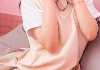Feilin嗲囡囡 – 学姐资源在线，看看这位风华绝代的陈雅漫VICKY！