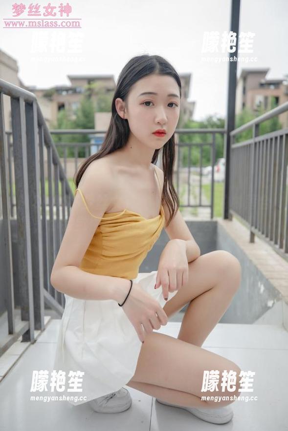 MSLASS梦丝女神-玥玥 MSLASS梦丝女神 - 看这些玥玥的村落合集,你会觉得农田也能拍得这么有剧情。