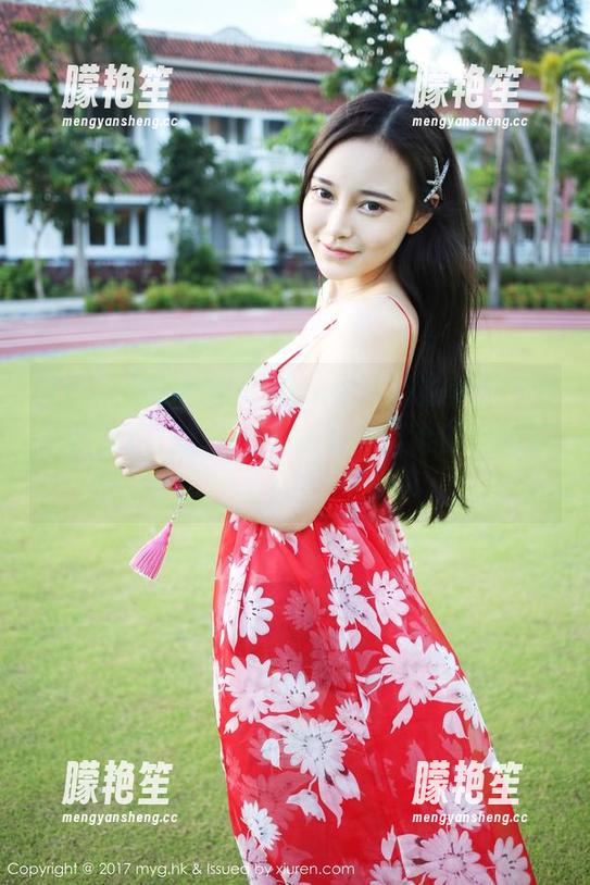 MyGirl美媛馆-Love陆瓷 MyGirl美媛馆 - 看Love陆瓷的美脚,潜意识里疯狂想下载?小心啊,心脏受得了么?