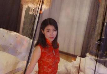 PANS – 下载了曲奇这本睡衣写真集，发现我好像没参透这份慵懒。