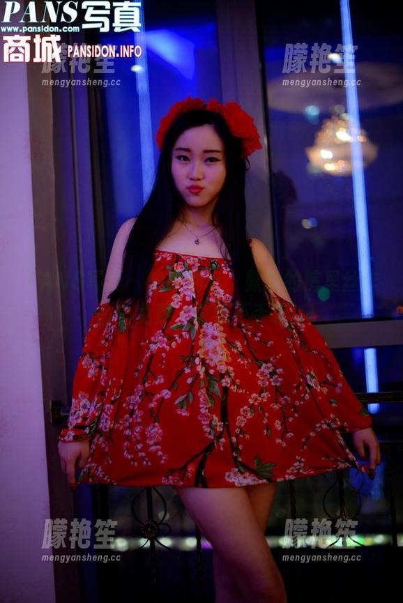 PANS写真-默默 PANS写真 - 想不到吧,默默的裤里丝作品全免费,收藏不手软!