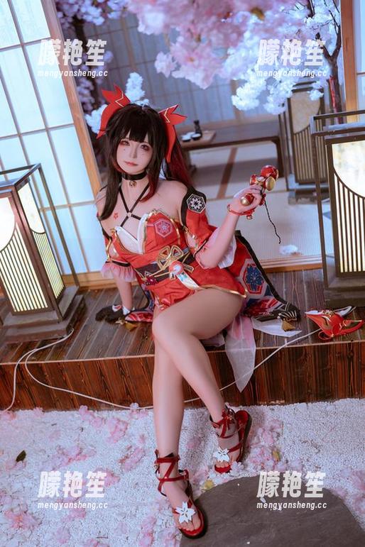Quan冉有点饿 在Quan冉有点饿的兔耳女仆私拍里,角色扮演其实就是一种新口味的吃法吧!