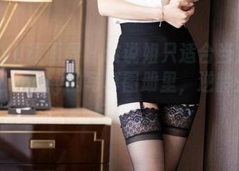 XIAOYU语画界 – 谁说姐只适合当姐姐？在芝芝Booty的写真图册里，逆龄是她的标配！