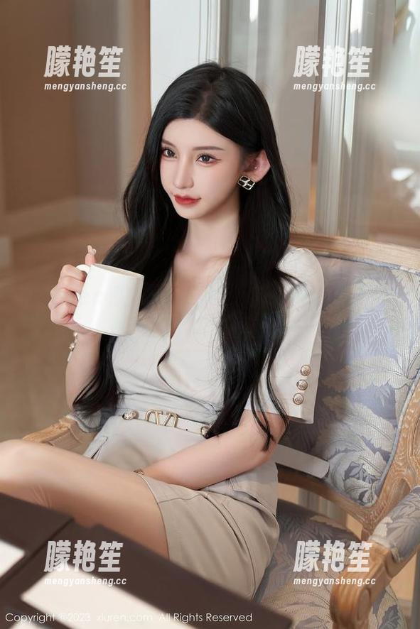 Xiuren秀人网 - 毛衣：刘婷婷在图库中赋予的亲切与挑逗感。