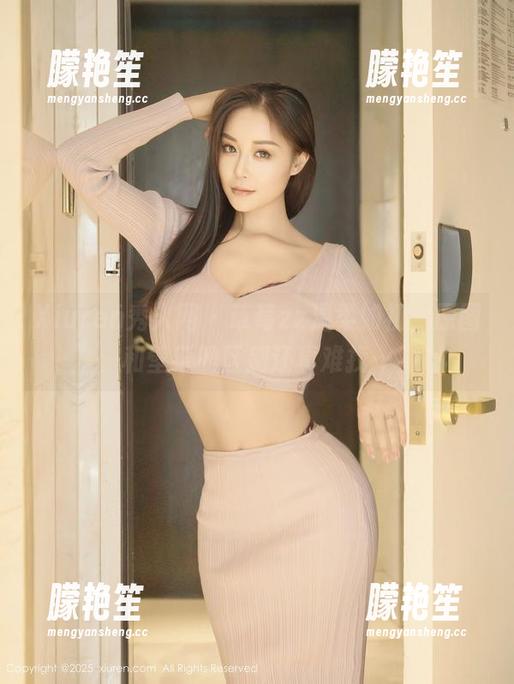 Xiuren秀人网 - 草莓zz温柔如初，原图和壁纸的区别还真难找…