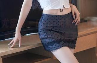 YouMi尤蜜荟 – Egg-尤妮丝Egg与网袜，写真里那点小暧昧无法忽视