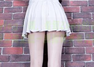 beautyleg – 哦，看到Zoey的定制作品，那双裸足我—我偏要多看几眼。