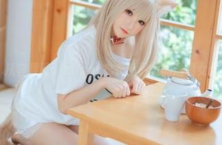 从容展现，coser衣衣私房里的透明女仆