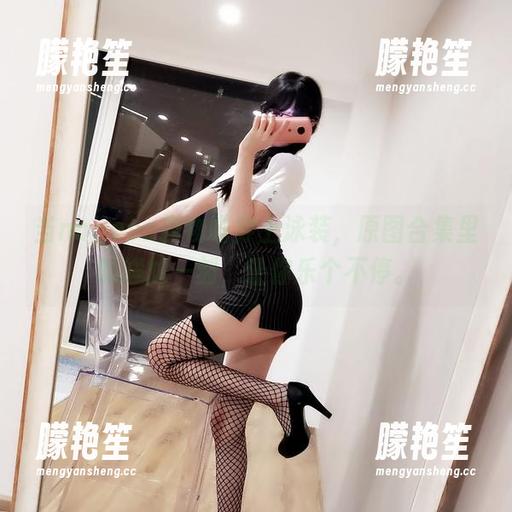 nagesa魔物喵 当nagesa魔物喵穿上泳装,原图合集里的尴尬一刻,让你乐个不停。
