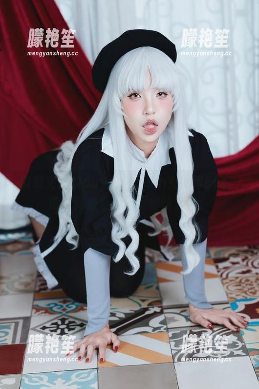 puypuychen 假装文艺的puypuychen兔女郎cos,没想到资源也能耍得这么贼。