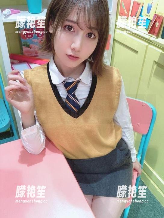 从けん研的内衣作品中窃取分享灵感：谁说盖袄不能做创意造型？