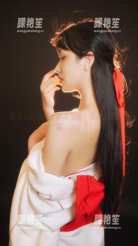 不呆猫 喵星人的白丝过膝袜探险:不呆猫图册里的‘腿’力全开!