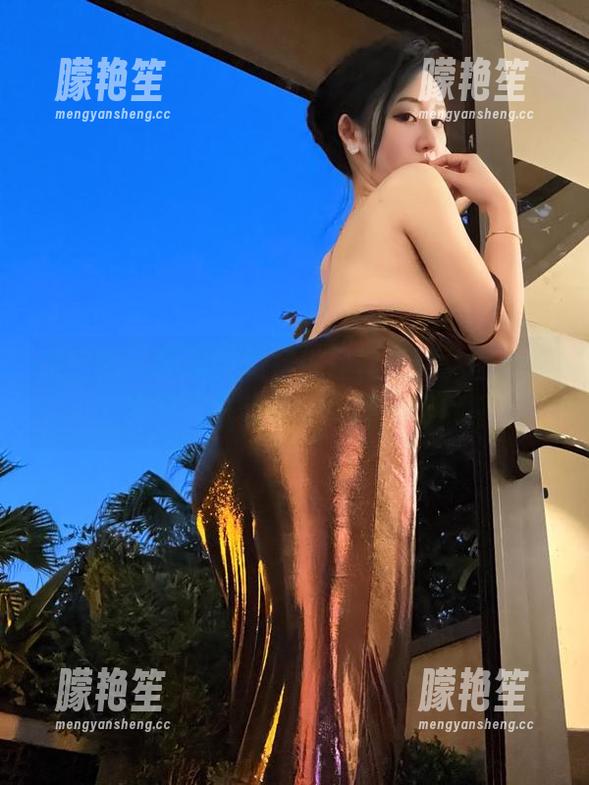 微密圈 - 不爱笑的赛琳黑丝系列：图片合集其实我想说，太美了吧！