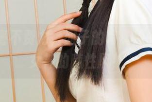 丽柜 – 毫不费力，团子的写真原图卷起了女神的随性风！
