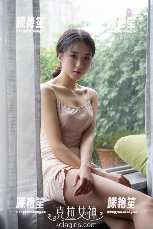 克拉女神 - 看YOYO如何将浴缸变成了她的灵感源泉，血脉贲张的原图
