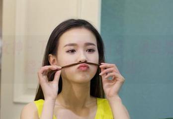 克拉女神 – 下载大阳的图集：谁说奶牛不能有星光闪闪的时刻？