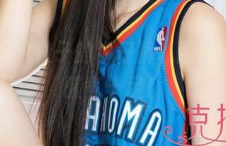 克拉女神 – 璇子的牛仔裤私服最新分享，骚气十足！