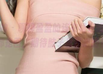 克拉女神 – 聊聊盈盈的连衣裙在线展示，资源都是图，期待脑子里冒泡的反应。
