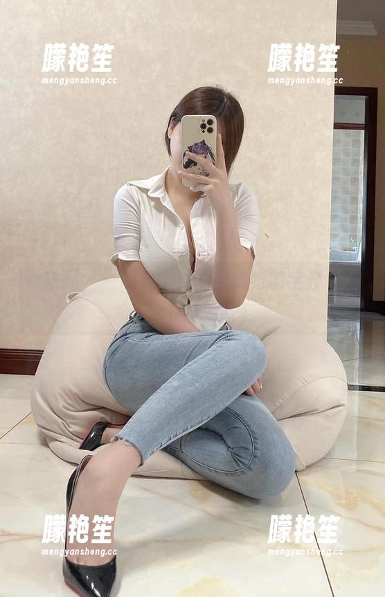 奶宝妹纸 微密圈 - 一眼爱上!奶宝妹纸的全套礼服,有毒哦。