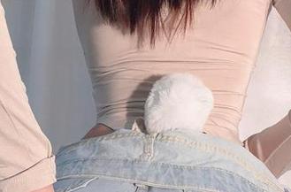 微密圈 – 姐姐Lalion兔女郎图包，你懂得，这种缥缈的调调总是让人一想二想。
