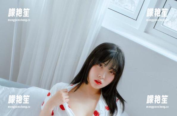 我一直不明白，为什么每次看到宋哈娜(송하나)穿旗袍后，想也不想就直接去下载作品，哈哈！