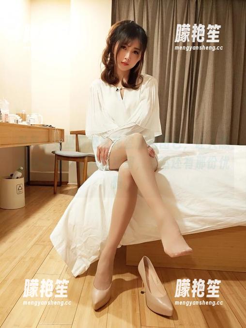 小女巫露娜 精选小女巫露娜青花瓷旗袍图包,让人想起奶茶和小蛋糕的甜蜜,当然还有那份优雅。