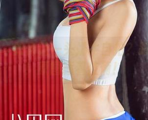 尤果网 – 如何让一头奶牛自拍？跟米米学！原图藏着伎俩！