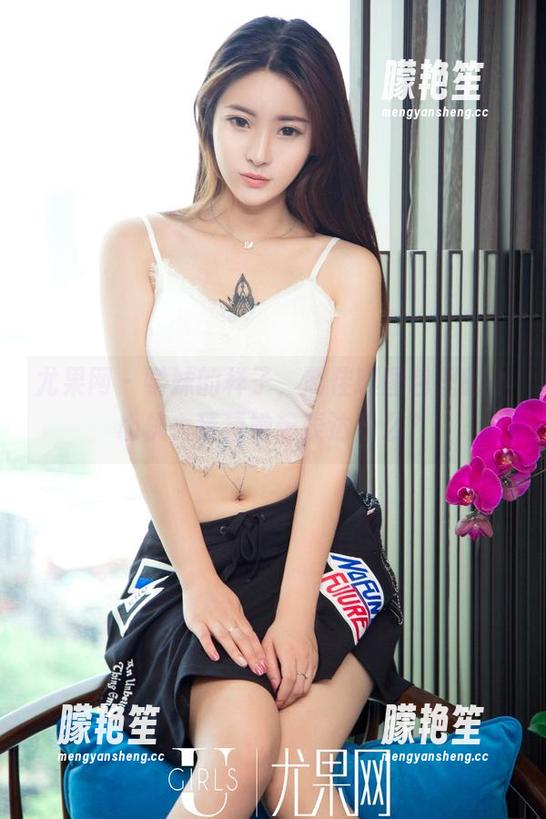 尤果网-赵佳琪 尤果网 - 学妹的样子,赵佳琪图包里的小心机,猜猜她想表达什么?