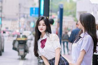 尤蜜荟 – 思淇Sukiii的私房睡衣合集：一边是梦，一边是小女人！