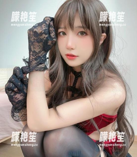布丁大法cos女孩，图集中每一个姿势都让我禁不住想多瞄几眼…
