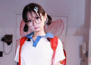 看！幼水铃衣全集和原图，有多少隐秘的童年懵懂在逼近？