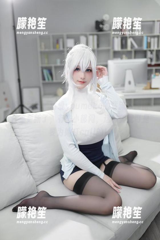 幼爱youmeko 没想到吧,幼爱youmeko的紫流苏旗袍合集更新了,有些小郁闷,这种美我可是要为她打call的!