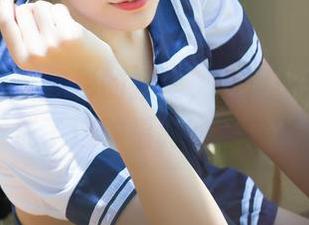 推女神 – 赵伊彤的教室，画风一转，竟然成了这种福利的天堂？