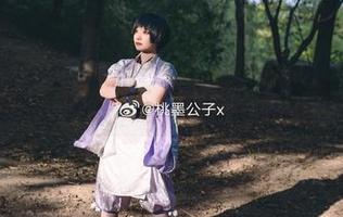 最新图库登场，桃墨公子自拍，脸上那个“我很认真的表情”一绝！