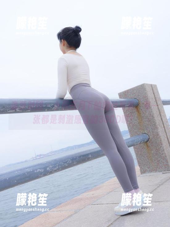 森萝财团 - 小夜在月下的肉丝写真，每一张都是刺激感官的300D啊！