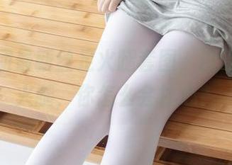 森萝财团最新丝足火腿套图，没让你看到火腿，你怎么会甘心？