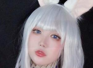 免费的约会？下载椒妮佐仁的加贺，让你看得心痒痒！