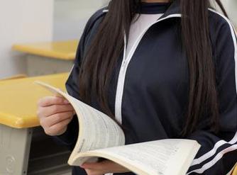 模范学院 – 甜筒晓彤的红裙合集，真是个“吸引眼球”的选择