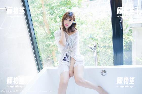 爱蜜社 - 不只是美食，周于希的厨娘套图也值得下载！