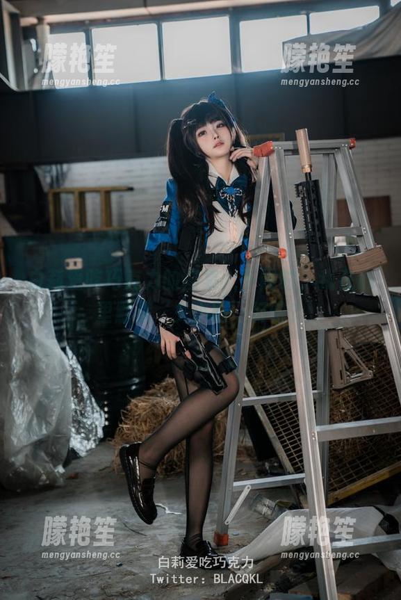 白莉爱吃巧克力 白莉爱吃巧克力的图集:下雨时,我在心里默默‘关小雨’好吧?