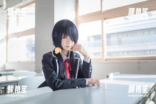 白金Saki 哈哈,分享白金Saki的职业装写真,那种“我老板会喜欢”我爱了!