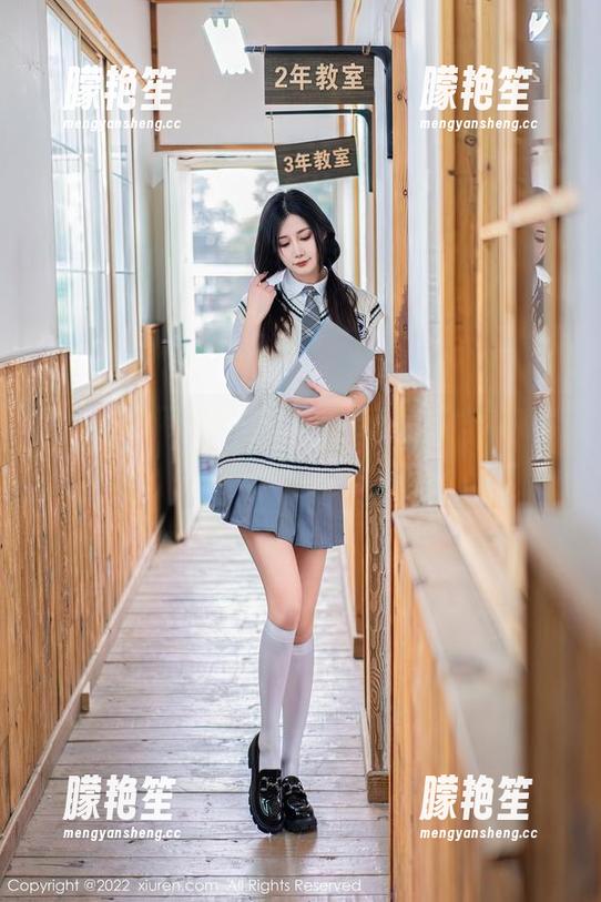 秀人网 - 网袜不简单，Olivia童安琪的美图值得下载吗？