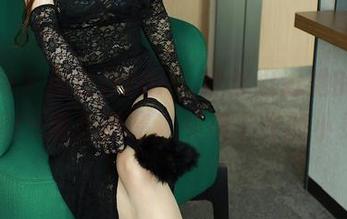 秀人网 – 周慕汐fairy带你逛逛她的职场制服OL私拍图集，交换工作的小灵感