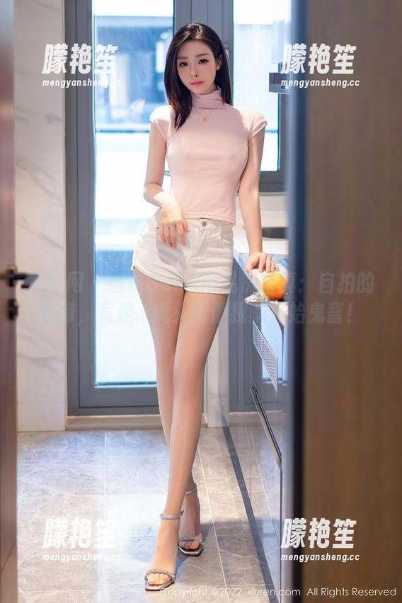 秀人网-娜露Selena 秀人网 - 娜露Selena私房写真:自拍的真谛,竟是...镜头刚停我就开始鬼畜!