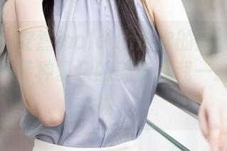 秀人网 – 安然maleah这次的高清御姐写真，唔…某种复杂的美感让我一时无法自拔。