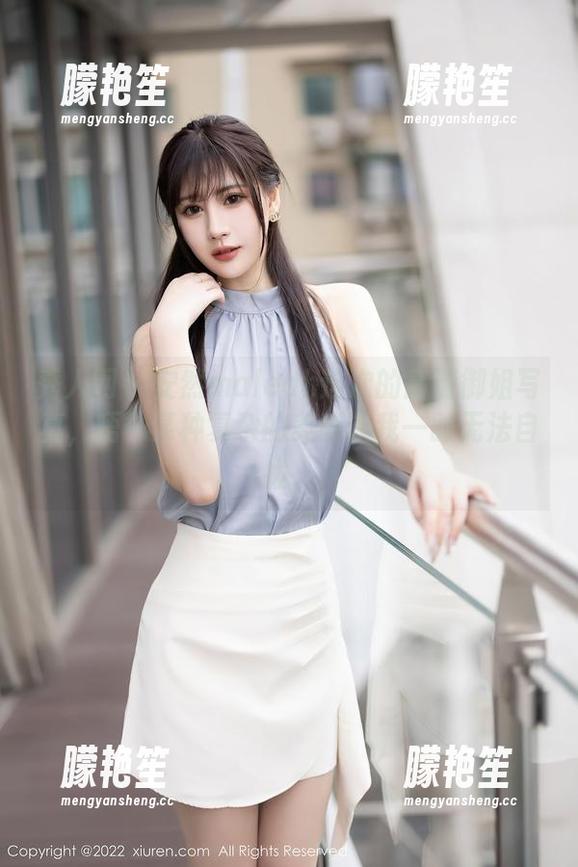 秀人网 - 安然maleah这次的高清御姐写真，唔…某种复杂的美感让我一时无法自拔。