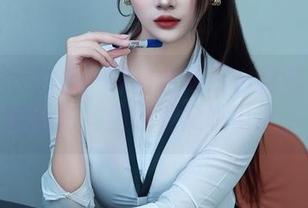 秀人网 – 林乐一纯白合集：白得像没情趣的画布，但偏偏又吸引人。