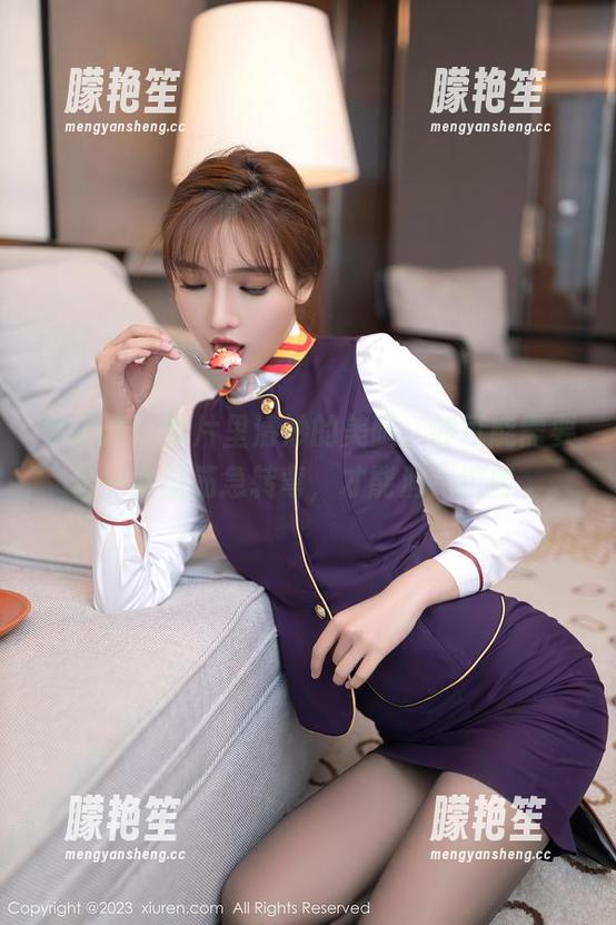 秀人网 - 照片里清妙的美腿，我可能需要做一些脑筋急转弯，才能消化这些。